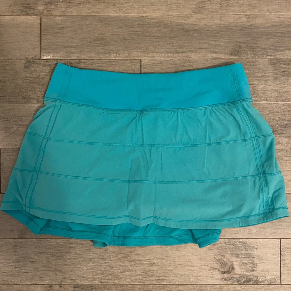 lulu skirt size 4 reg